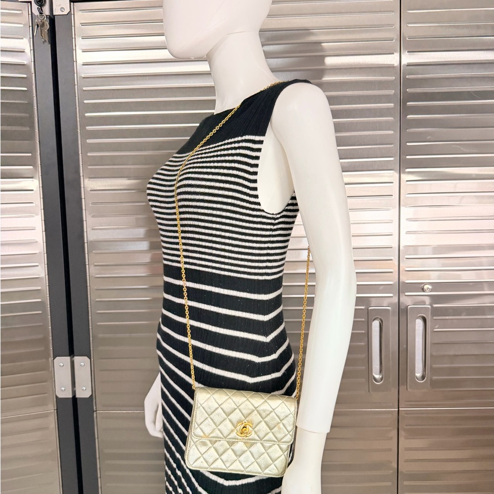 Chanel Vintage Metallic Quilted Mini Lambskin Flap Bag - Picture 14 of 15